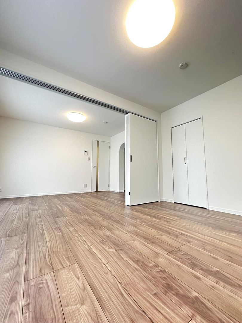 Renovated 3LDK Apartment in Kawasaki, Asao-ku - Thumbnail 4