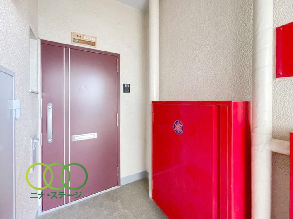 Renovated 3LDK Apartment in Suginami, Tokyo - 87.67m2 - Thumbnail 2