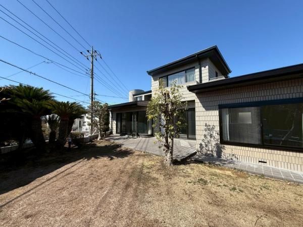 4LDK+S House for Sale in Konandai, Yokohama - 482m² Land - Thumbnail 2