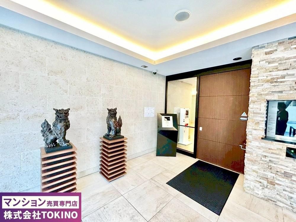 Renovated 3LDK Ocean View Apartment in Naha, Okinawa - Thumbnail 3
