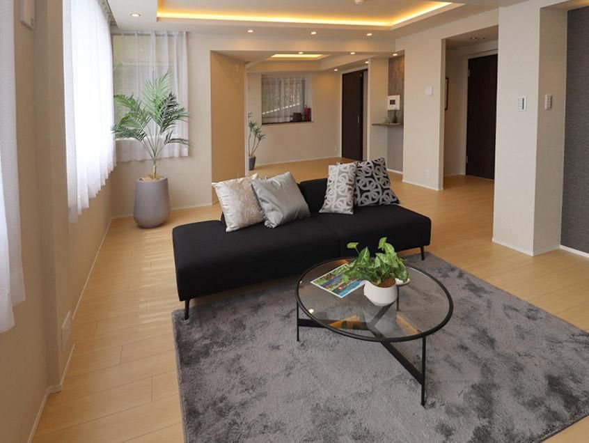 Renovated 3LDK Apartment in Yokohama Naka-ku 97.72m2 - Thumbnail 4