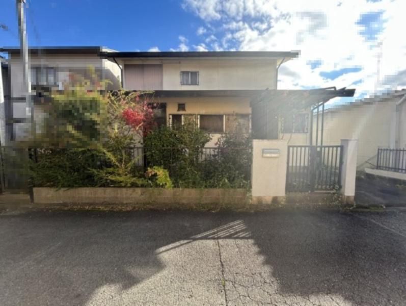 4DK Detached House for Sale in Kameoka, Kyoto - 980万円 - Thumbnail 2