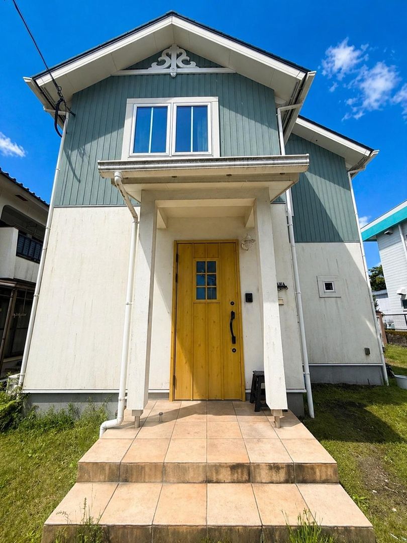 4LDK Imported House in Kagoshima City with Leasehold Land - Thumbnail 3