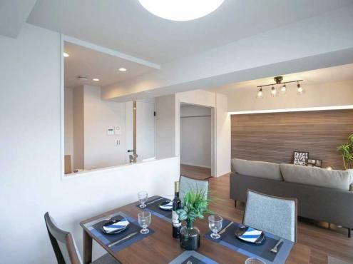 Renovated 3LDK Apartment in Tsurumi, Yokohama | 68.68m² - Thumbnail 3