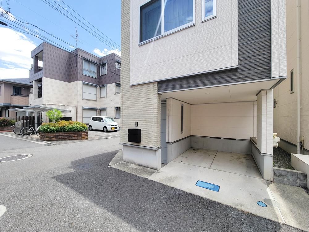 Modern 2LDK+S House Near Minami-Urawa Station in Saitama - Thumbnail 3