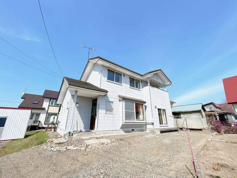 5LDK House for Sale in Ikeda Town, Hokkaido - 112.61m2 - Thumbnail 3