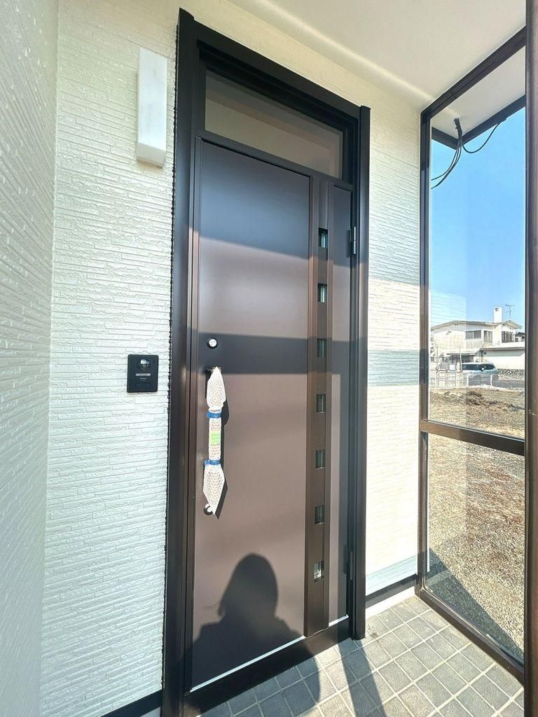 Renovated 5LDK House in Kushiro, Hokkaido - 15.49 Million Yen - Thumbnail 3
