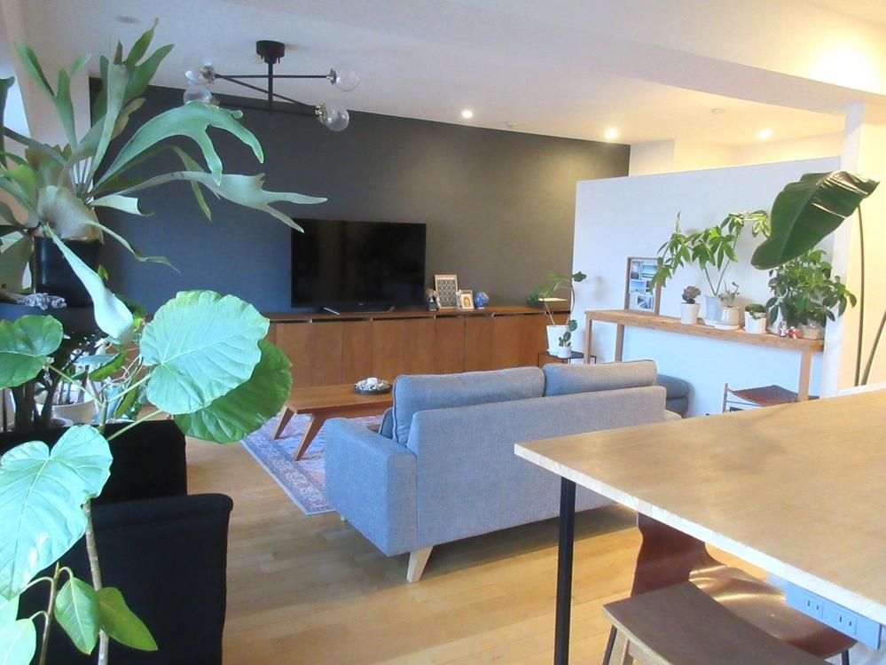 Designer Renovated 1LDK Apartment Near Nishi-Nijūhachi-Chome Station, Sapporo - Thumbnail 4