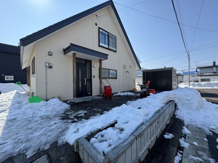 Renovated 3LDK+S House in Asahikawa, Hokkaido for Sale - Thumbnail 3