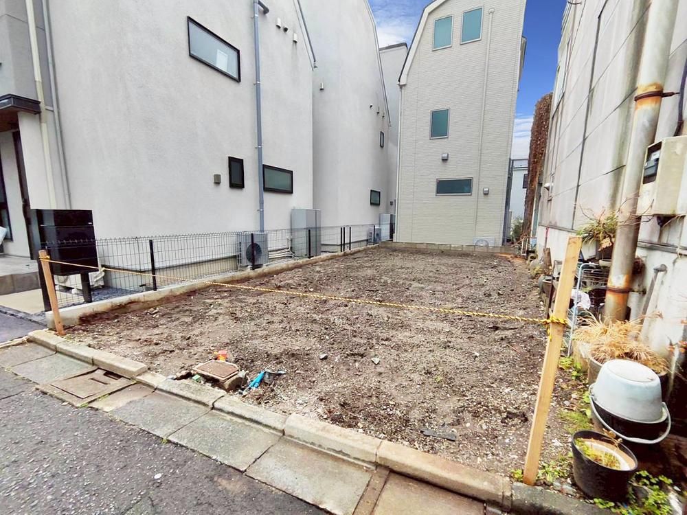 Land for Sale in Setagaya, Tokyo - 44.87 sqm Plot - Thumbnail 4