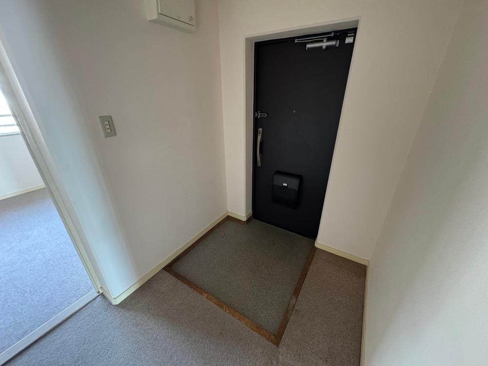3LDK Apartment for Sale in Hirakata, Osaka - 73.89m2 - Thumbnail 4