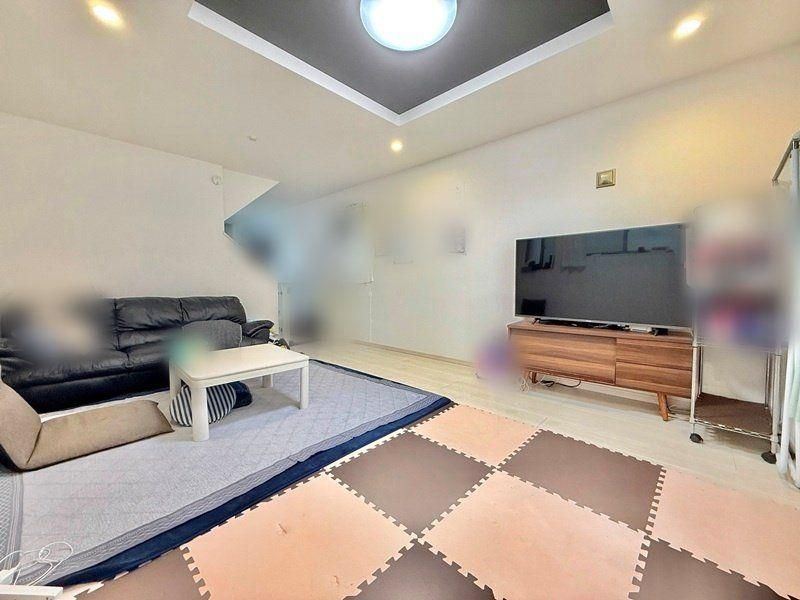 2LDK+2S House for Sale in Ichikawa, Chiba - 102.68m2 - Thumbnail 3