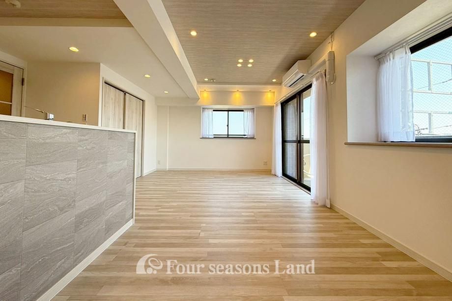 3LDK Apartment for Sale in Chigasaki, Kanagawa - 75.75 sqm - Thumbnail 4