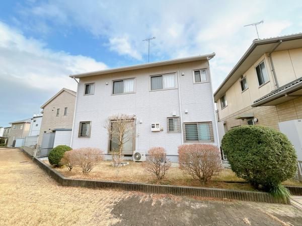 4LDK House for Sale in Ibaraki-machi, Ibaraki - 131.66m2 - Thumbnail 2