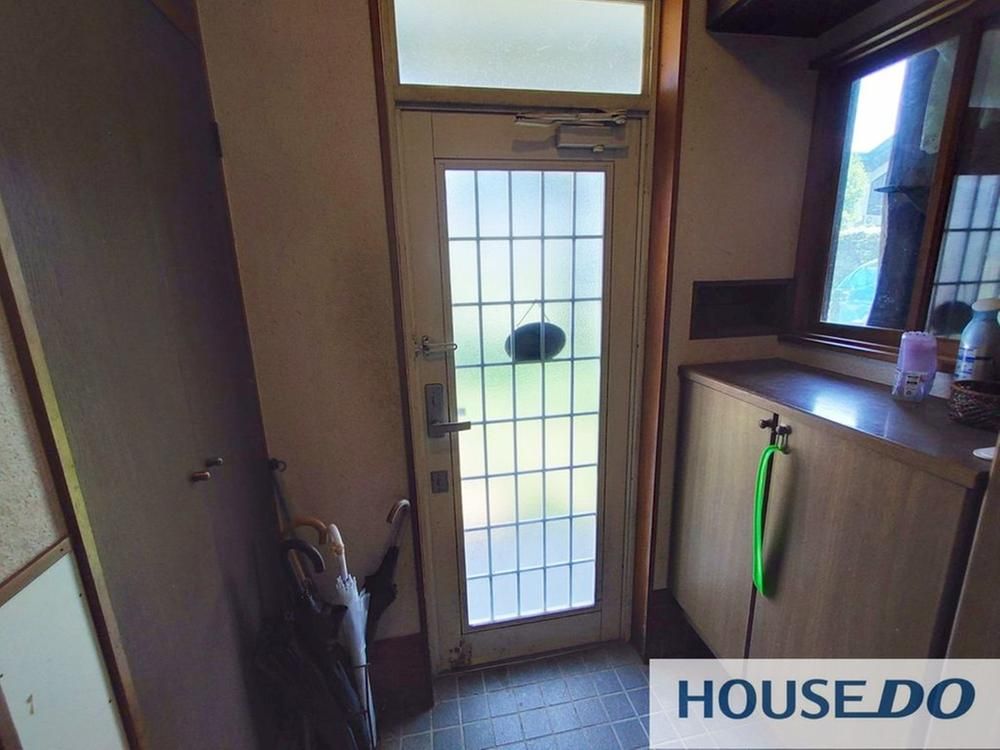 4LDK House for Sale in Ushiku, Ibaraki - 11 Million Yen - Thumbnail 2