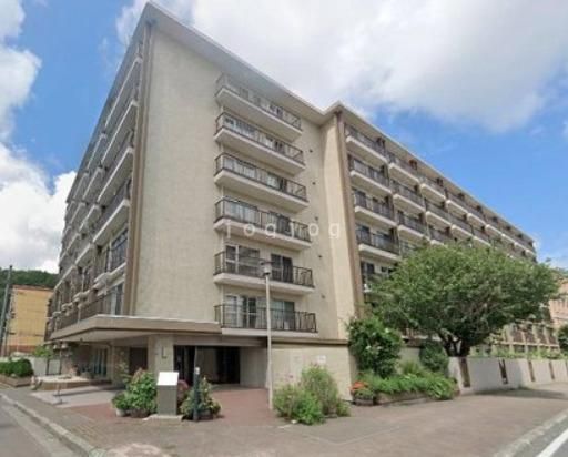 3LDK Apartment for Sale in Minami-ku, Sapporo, Hokkaido - Thumbnail 2
