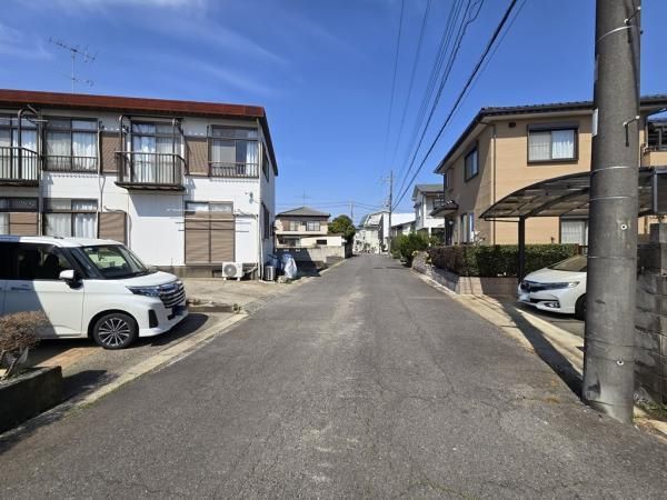 4LDK+2S House for Sale in Ushiku, Ibaraki - 125m2 - Thumbnail 3