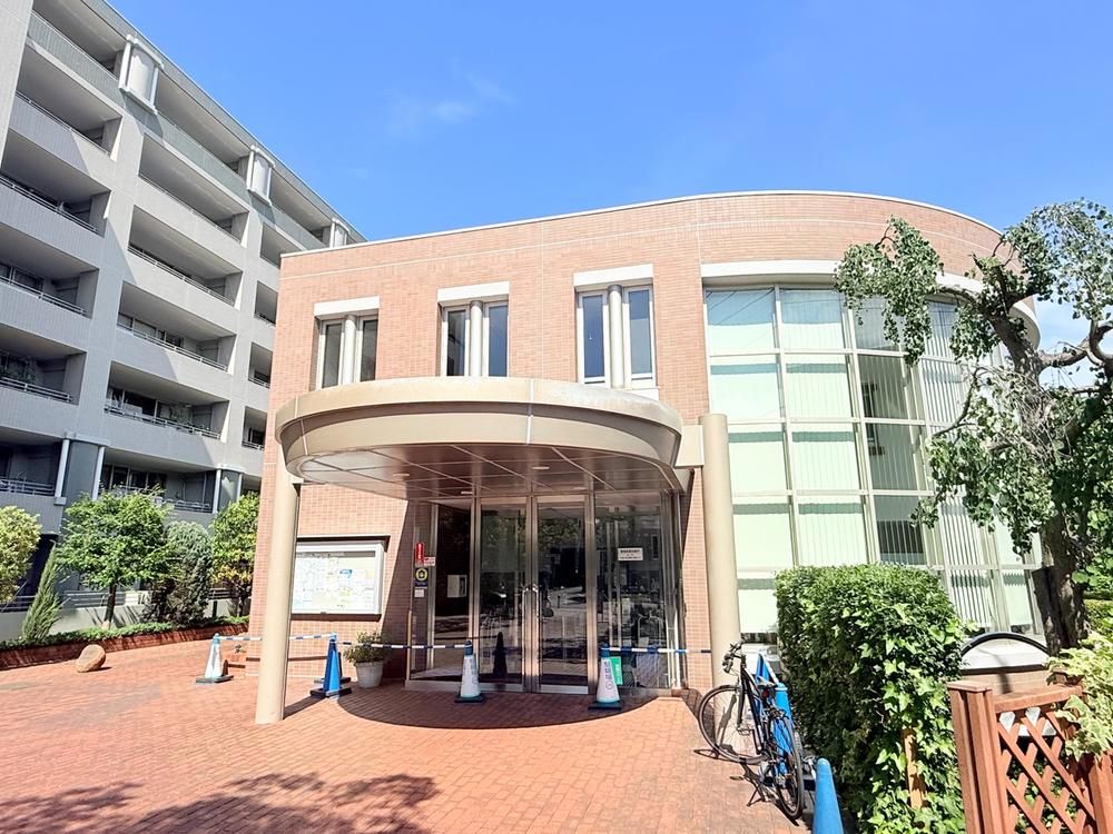 3LDK Apartment for Sale in Tsunashima, Yokohama - Thumbnail 2