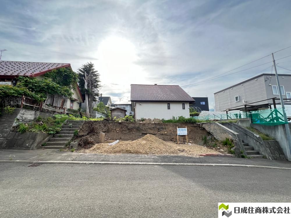 Land for Sale in Minami-ku, Sapporo - 371m2 - Thumbnail 3