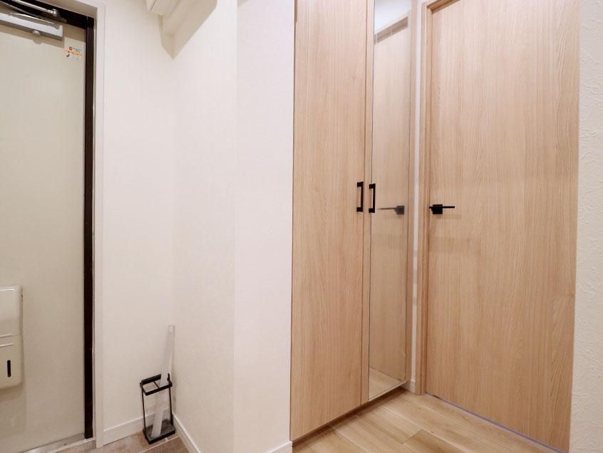 Renovated 2LDK Apartment for Sale in Sakae Ward, Yokohama - Thumbnail 4