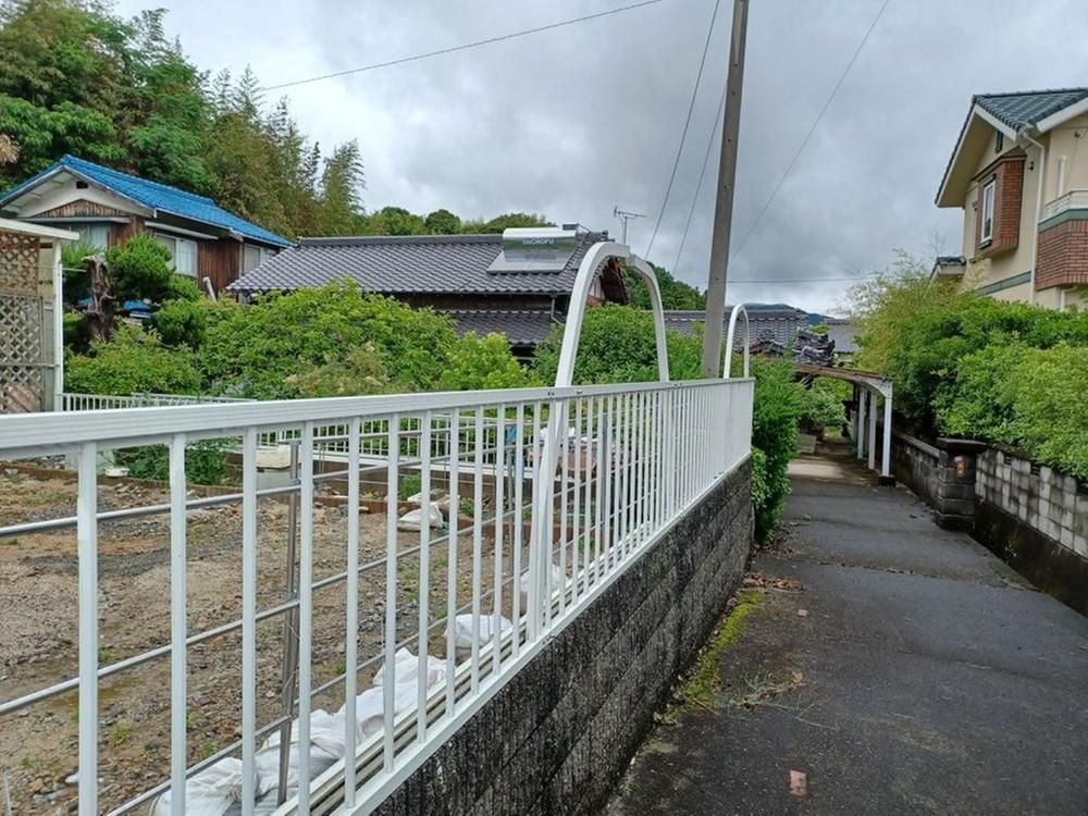 Large 1,132 sqm Land Parcel for Sale in Yanai, Yamaguchi - Thumbnail 2