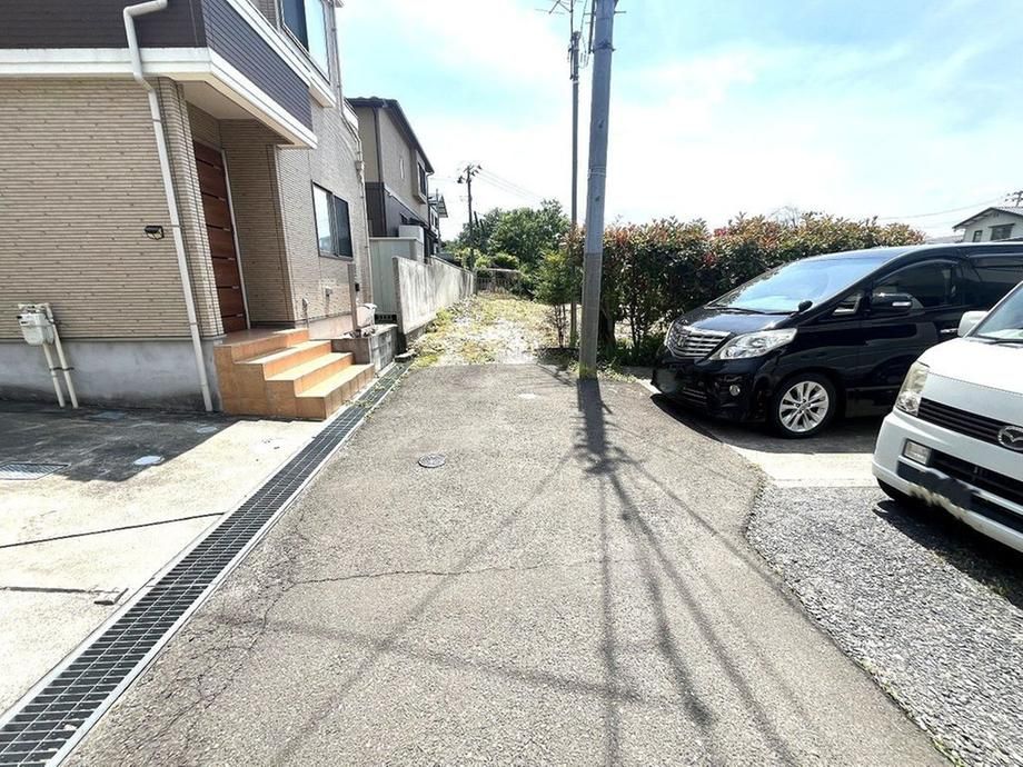 586m2 Land for Sale in Saginomori, Aoba Ward, Sendai - Thumbnail 2