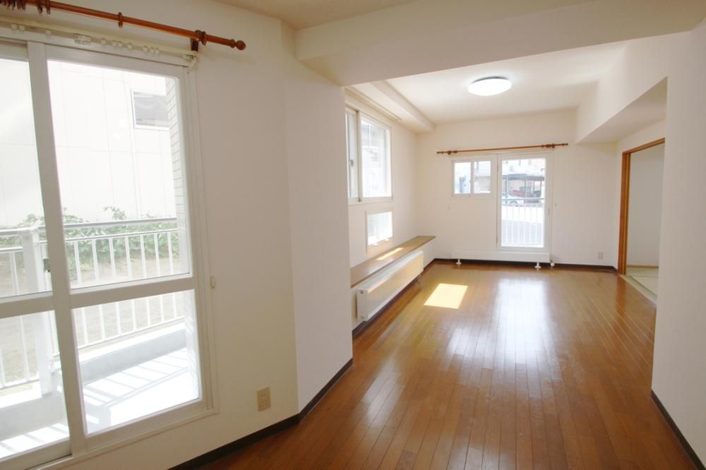 3LDK Apartment for Sale in Teine, Sapporo - 79.11m2 - Thumbnail 4