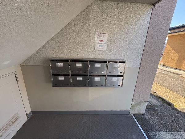 3DK Apartment for Sale in Totsuka, Yokohama - Thumbnail 3