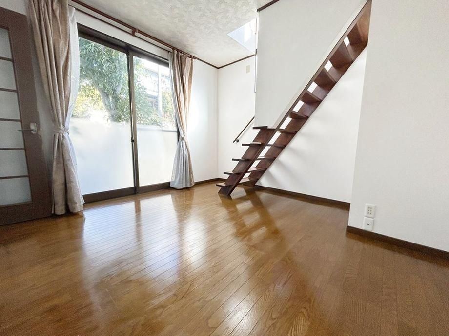 4K House for Sale in Takarazuka, Hyogo - 1850万円 - Thumbnail 2