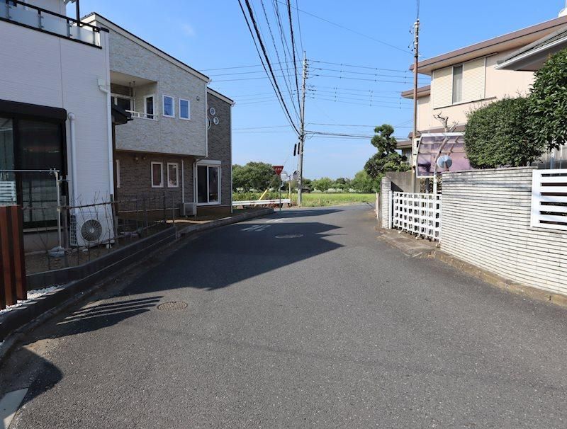 Modern 4LDK Detached House in Toride, Ibaraki - 106.82 sqm - Thumbnail 3