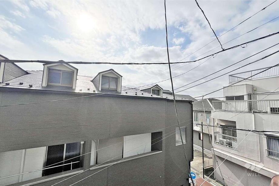 Modern 1LDK+2S House for Sale in Nakano, Tokyo - Thumbnail 3