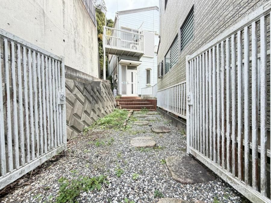 4DK Detached House for Sale in Tsukui, Yokosuka City - Thumbnail 3