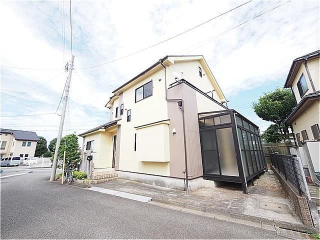 Detached House for Sale in Tama City, Tokyo - 4LDK, 132 sqm - Thumbnail 2