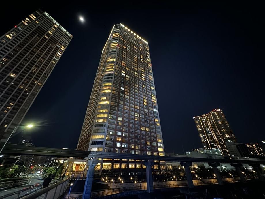 1LDK Apartment for Sale in Shibaura, Minato-ku, Tokyo - Thumbnail 2