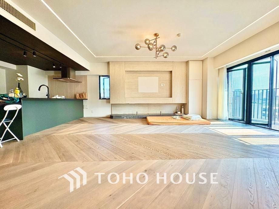 Top Floor 1LDK Apartment in Shibuya, Tokyo - 90.99m2 - Thumbnail 3