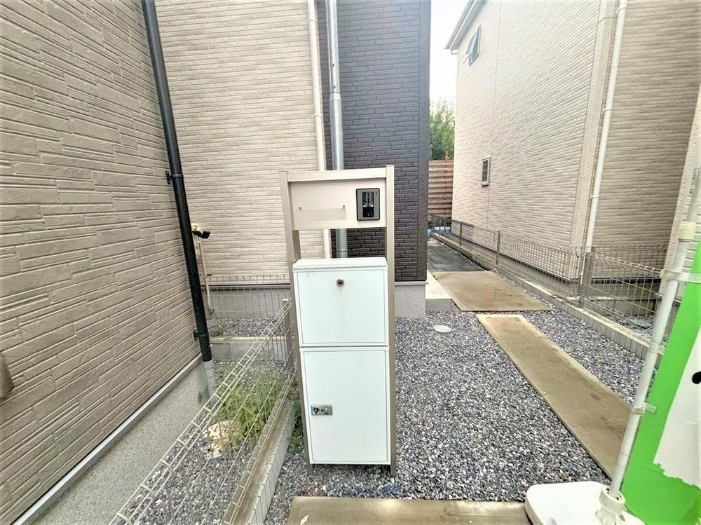 3LDK Detached House for Sale in Kita-ku, Saitama - Thumbnail 2