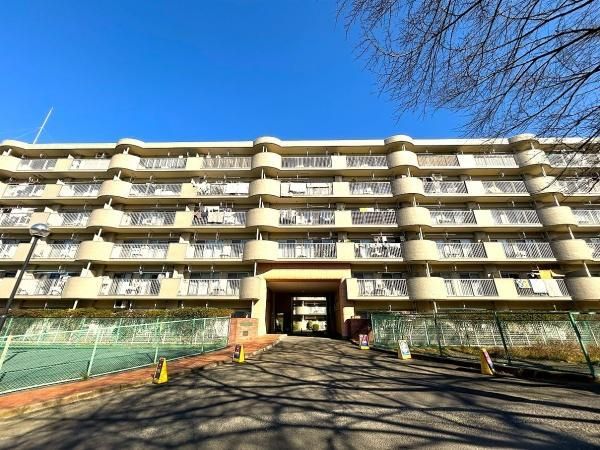 2LDK Apartment for Sale in Miyamae Ward, Kawasaki - Image 1