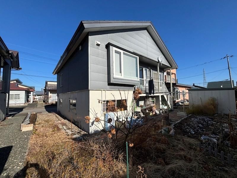 3LDK House for Sale in Kitami, Hokkaido with Carport - Thumbnail 2