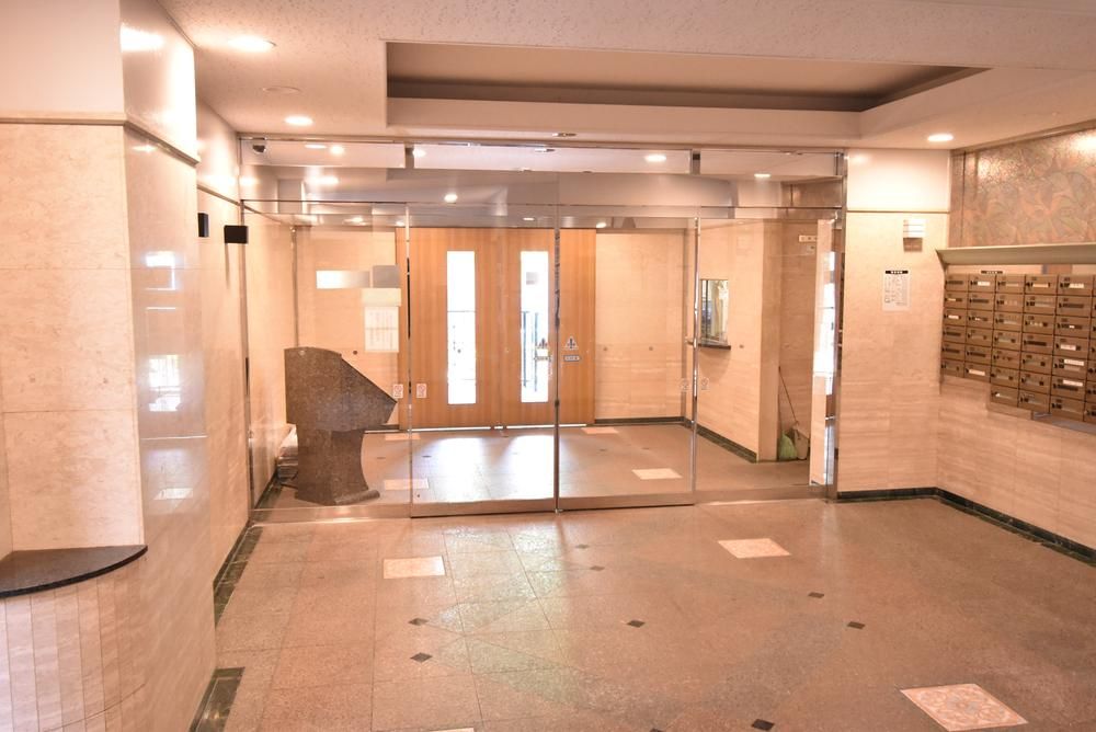 3LDK Apartment for Sale in Minami Ward, Yokohama - Thumbnail 2