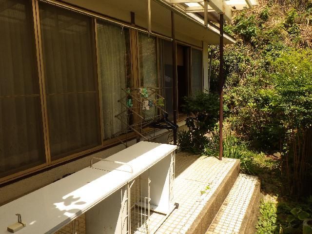Wooden Single-Story 3DK House for Sale in Sasebo City - Thumbnail 3