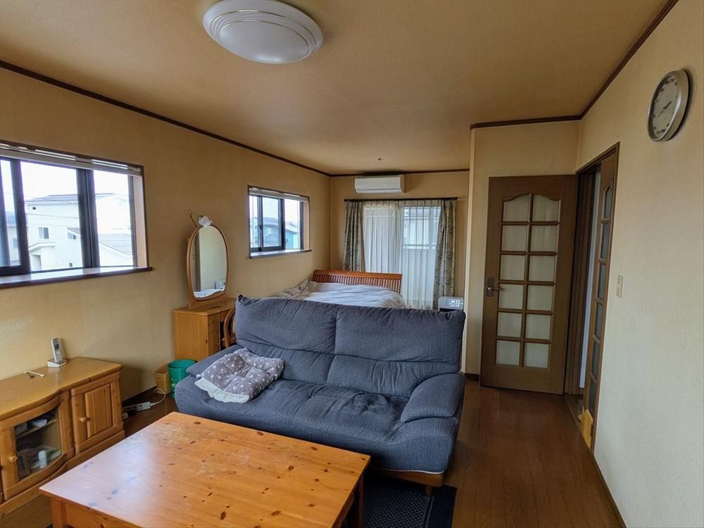 5LDK Detached House on Large Corner Lot in Joetsu, Niigata - Thumbnail 4