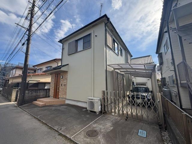 Used Detached House in Tokorozawa with Garden and Parking - Thumbnail 3