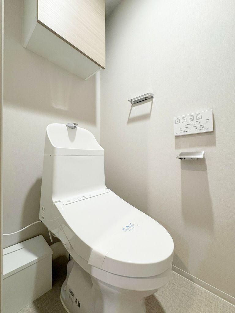 2LDK Apartment for Sale in Chuo Ward, Osaka - 54.19 sqm - Thumbnail 4
