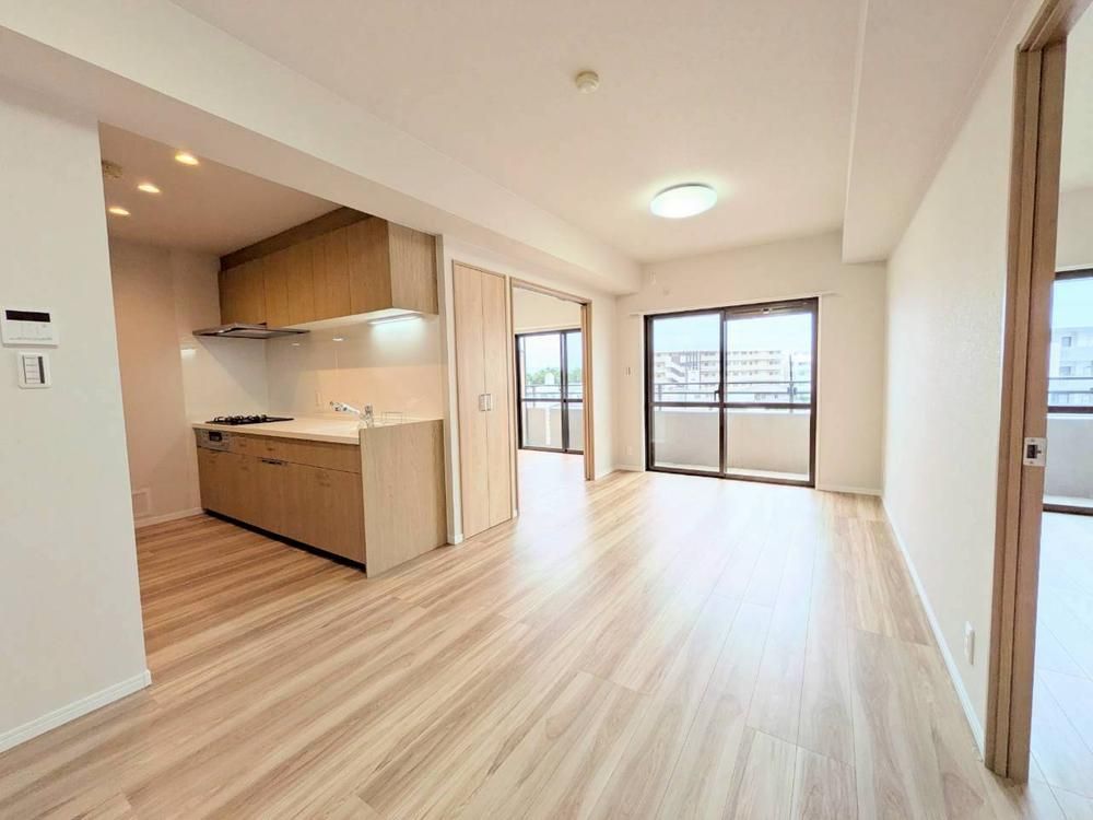 Renovated 3LDK Apartment in Naha, Okinawa with Ocean View - Thumbnail 4