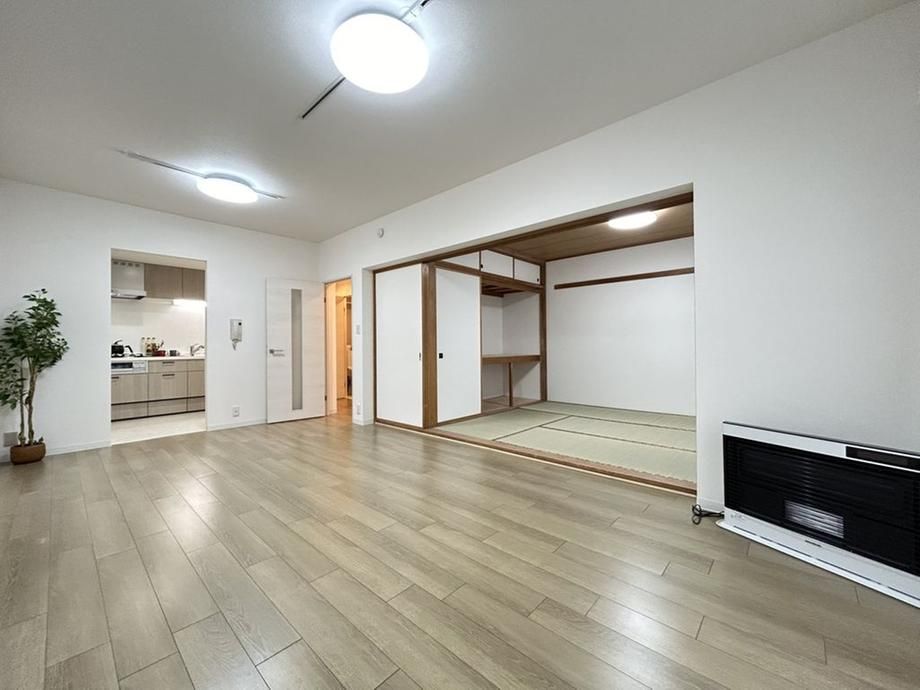 4LDK Apartment for Sale in Sapporo Nishi Ward - 94.31m² - Thumbnail 4
