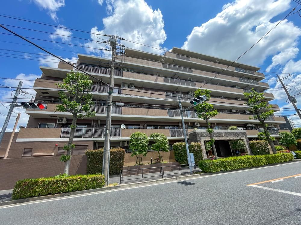 3LDK Apartment for Sale Near Kuji Station in Kawasaki - Thumbnail 2