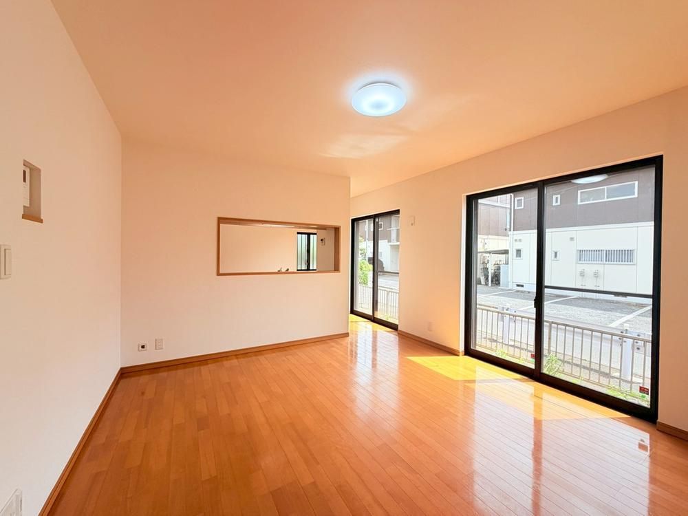 Renovated 4LDK House in Funabashi, Chiba - 28.99 Million Yen - Thumbnail 3