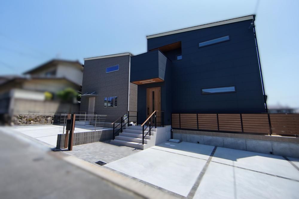 New 3LDK House for Sale in Hirakata, Osaka Near JR Nagao - Thumbnail 3