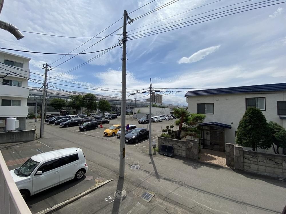 3LDK Apartment for Sale in Minami-ku, Sapporo - Thumbnail 3