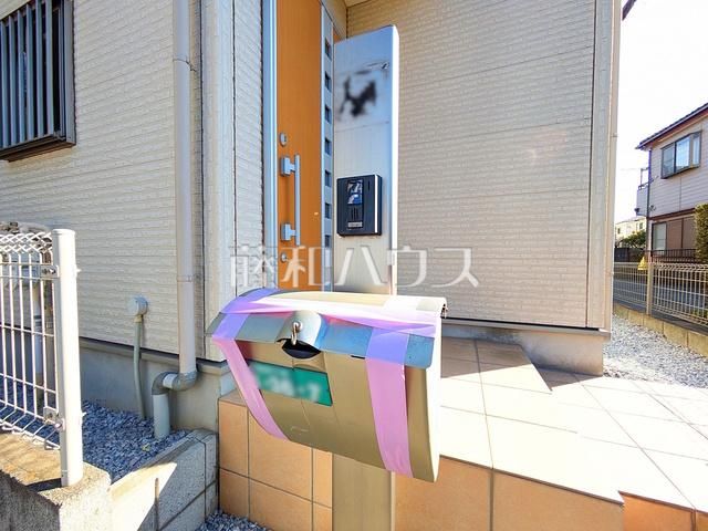 Renovated 4LDK House for Sale in Niiza, Saitama - Thumbnail 2
